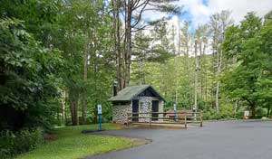 PCRT Darling Run Access area has parking, information and a comfort station.